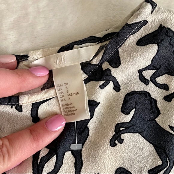 H&M Wild Horses Black and Cream Print Blouse - Picture 5 of 6